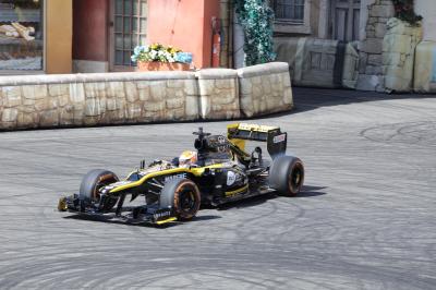 Grand Prix de France x Renault F1 | les photos du Roadshow à Disneyland Paris